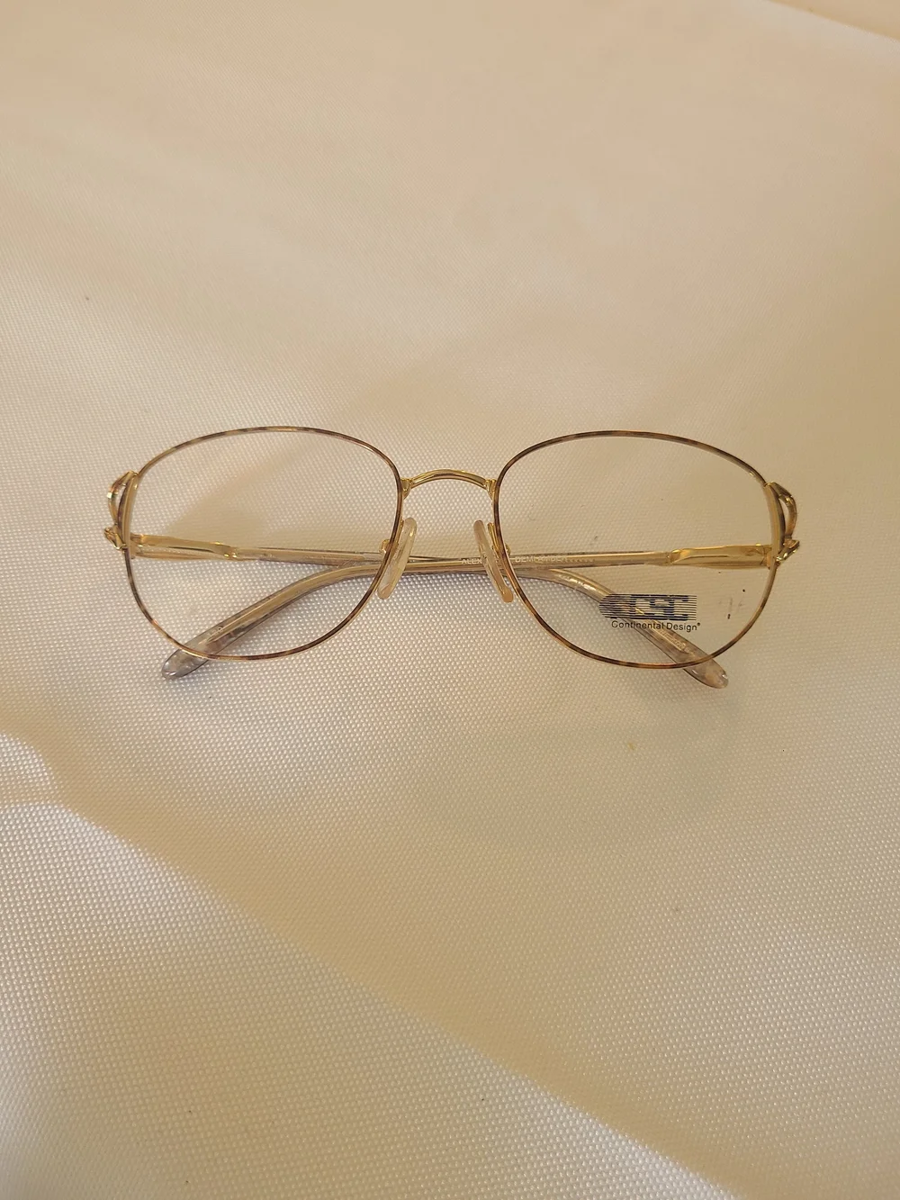 Continental Design Eyeglass Frames 53 16 135